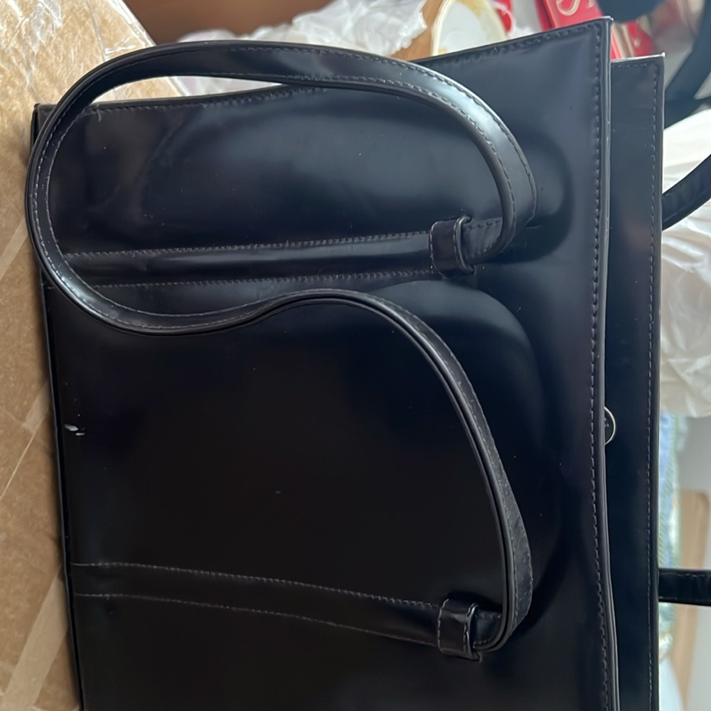 Guess pocket book👜